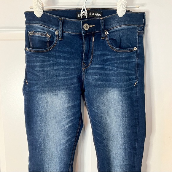 Express Mid Rise Legging Jean - Picture 3 of 9